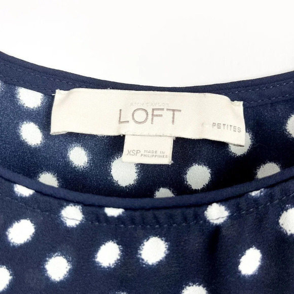 LOFT Ann Taylor Womens XS Petite Navy & White Dot  Pattern Tribal T-Shirt Blouse - Picture 3 of 6